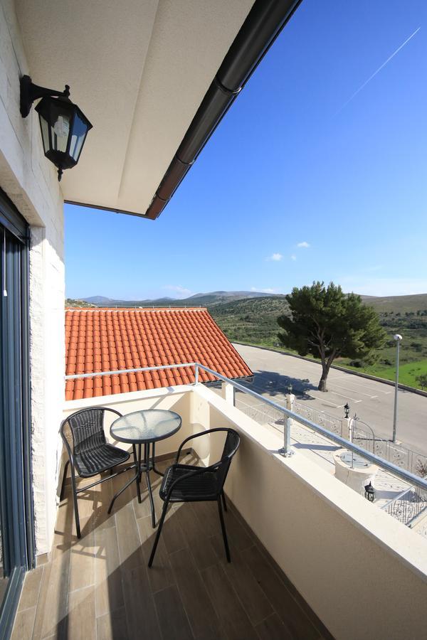 B&B Ave Maria Vrpolje Exteriér fotografie