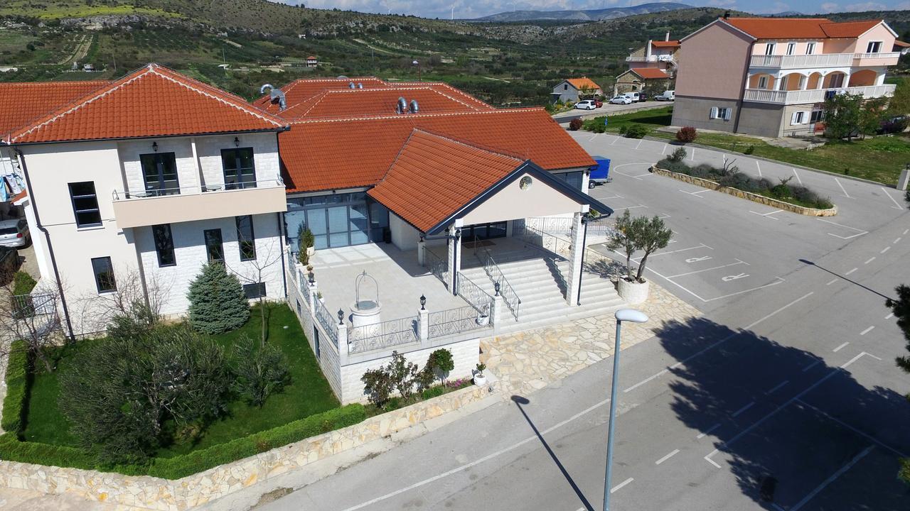 B&B Ave Maria Vrpolje Exteriér fotografie